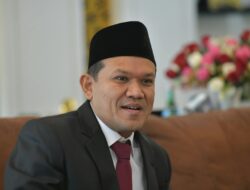 Dek Fadh Pastikan Korban Kebakaran Aceh Tenggara Dapat Bantuan Rp323,5 Juta