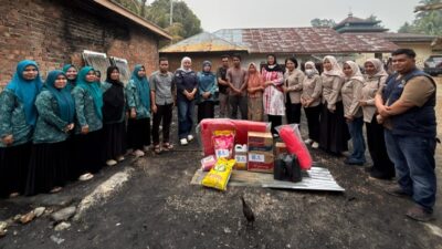 Ny. Lavita Syukur, PKK Merangin Salurkan Bantuan untuk Korban Kebakaran di 3 Lokasi