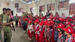 Bukan Sekadar Bermain, 200 Siswa TK Pembina Sidikalang Belajar Disiplin di Markas Yonif TP 908/Pertaki