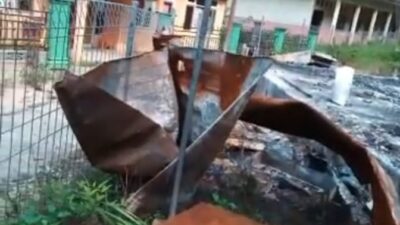 Kejati Riau di Minta Periksa Pj.Kades Dua Sepakat Yang Disinyalir Menjual Material PLTS Pasca-Kebakaran, Pj Kades Dua Sepakat Kita Jual Dari Pada Hancur